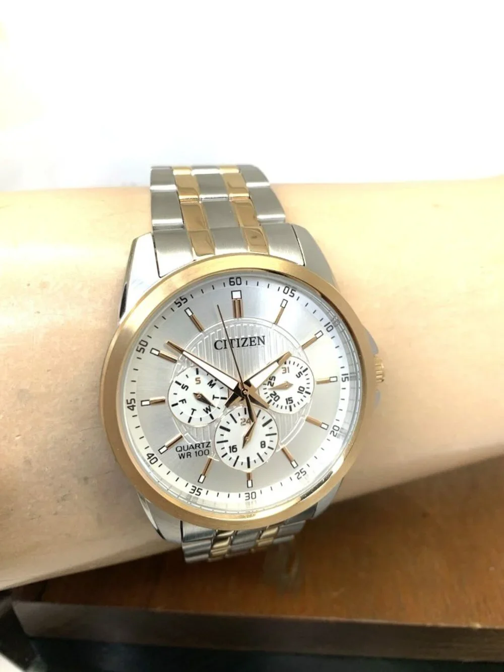 Citizen Men's Watch AG8346-51A Quartz Silver Dial Two Tone Stainless Steel 42mm